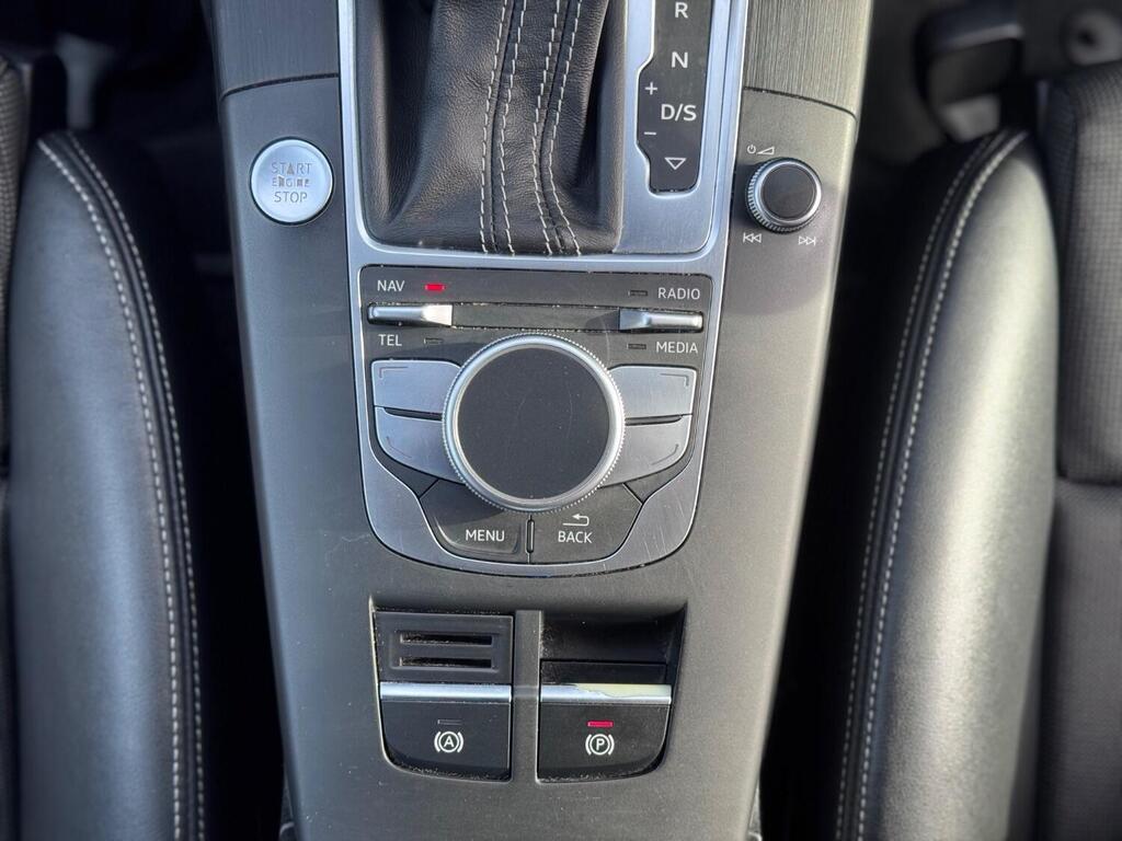 
								2013 Audi A3 1.8 TFSI S line S full									