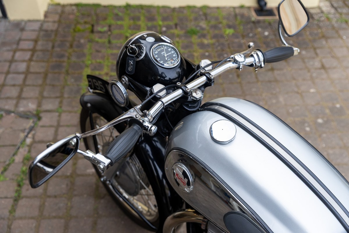 1959 Norton Dominator 99