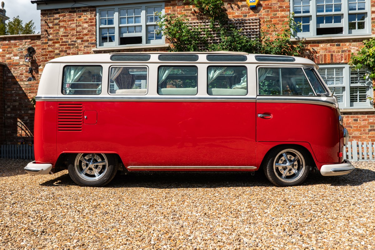 1963 Volkswagen 21-Window Microbus