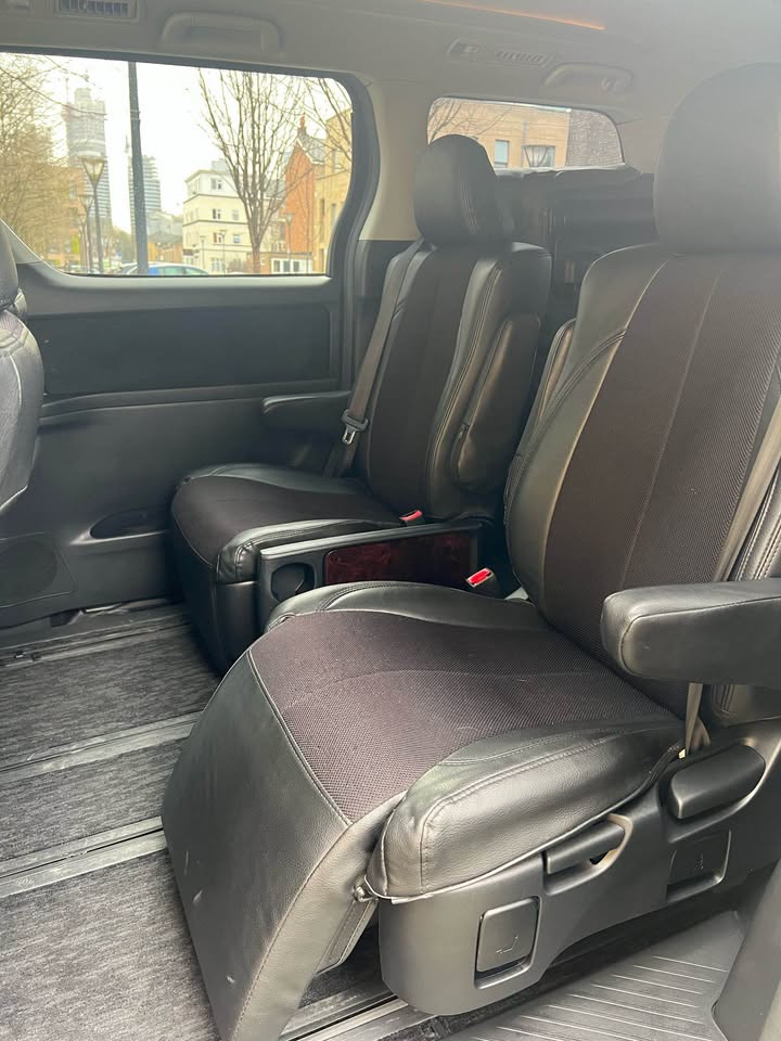 2013 Toyota VellFire