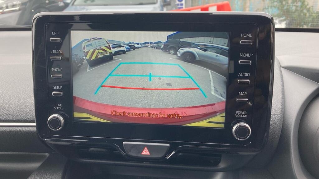 
								2022 Toyota Yaris 1.5 VVT-h Design E-CVT full									