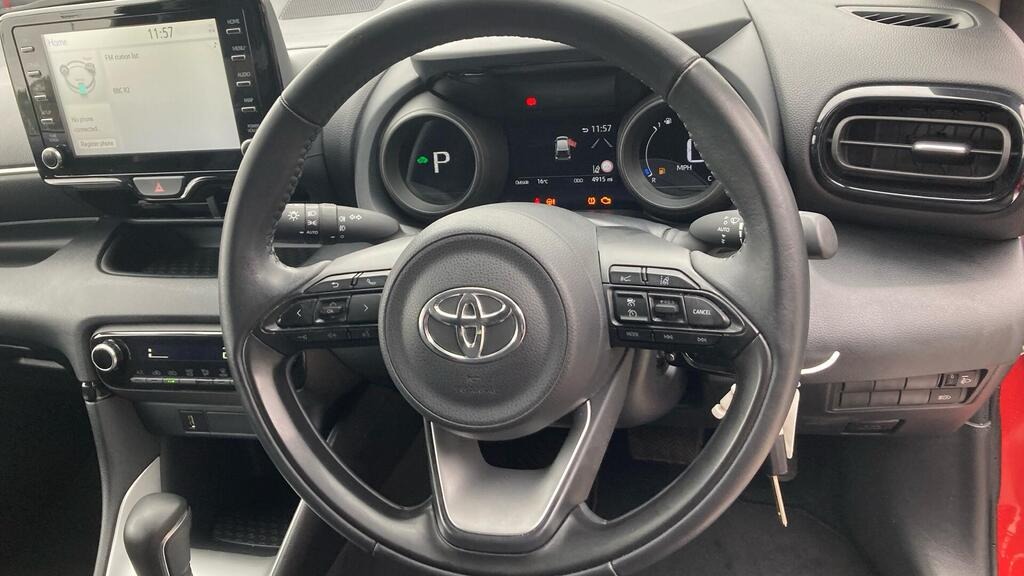 
								2022 Toyota Yaris 1.5 VVT-h Design E-CVT full									