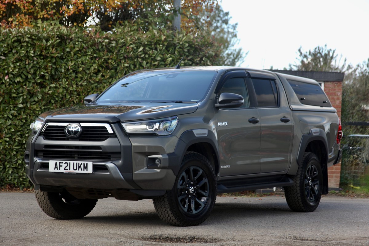 2021 Toyota Hilux Invincible X 3.5T