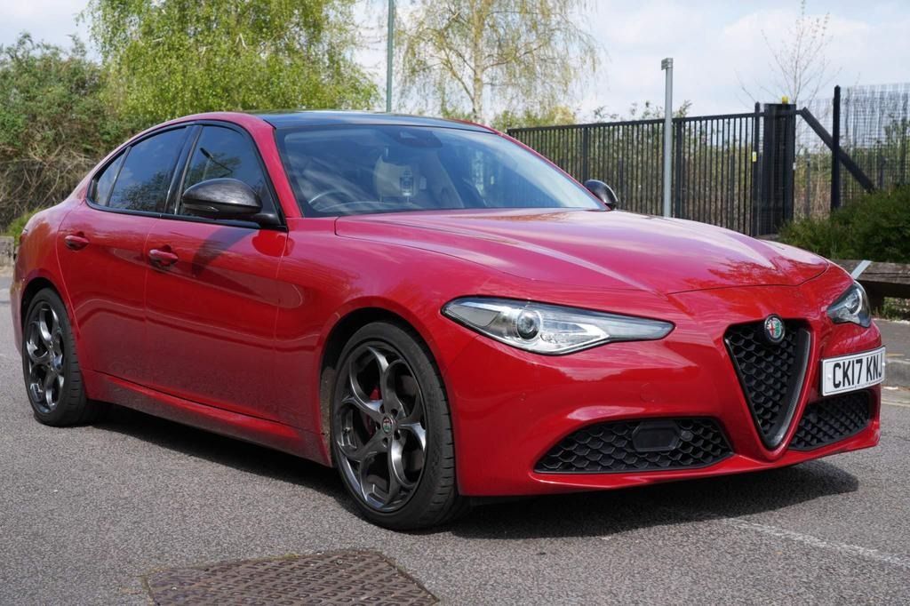 2017 Alfa Romeo Giulia 2.0T Super Saloon 4dr Petrol Auto
