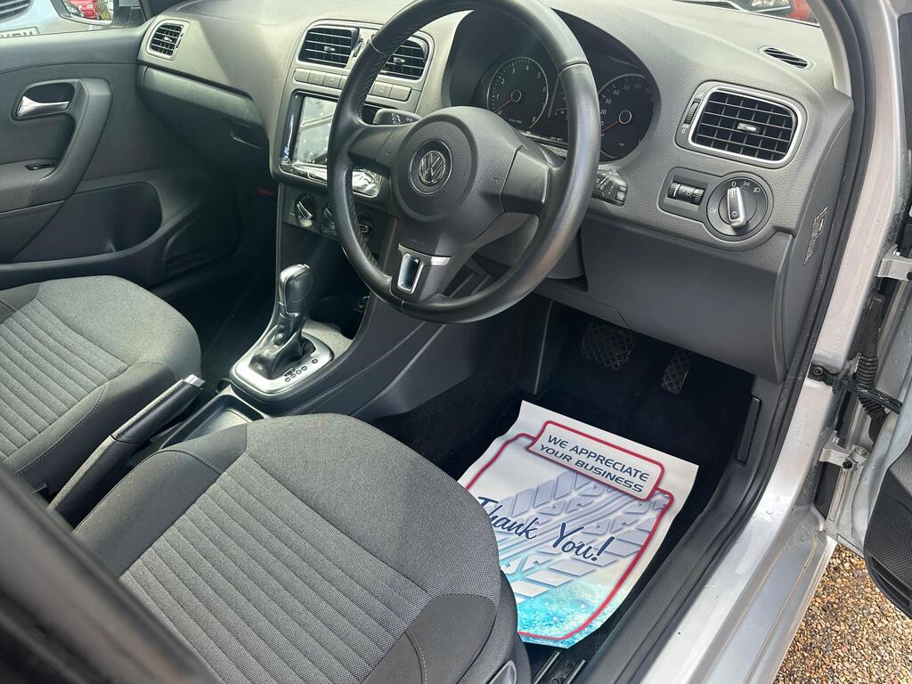 
								2013 Volkswagen Polo 1.2 TSI BlueMotion Tech SE Auto full									