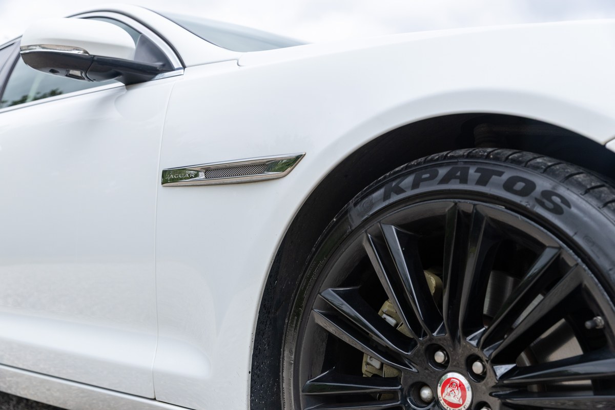 
								2015 Jaguar X351 XJL V6 3L Diesel Portfolio full									