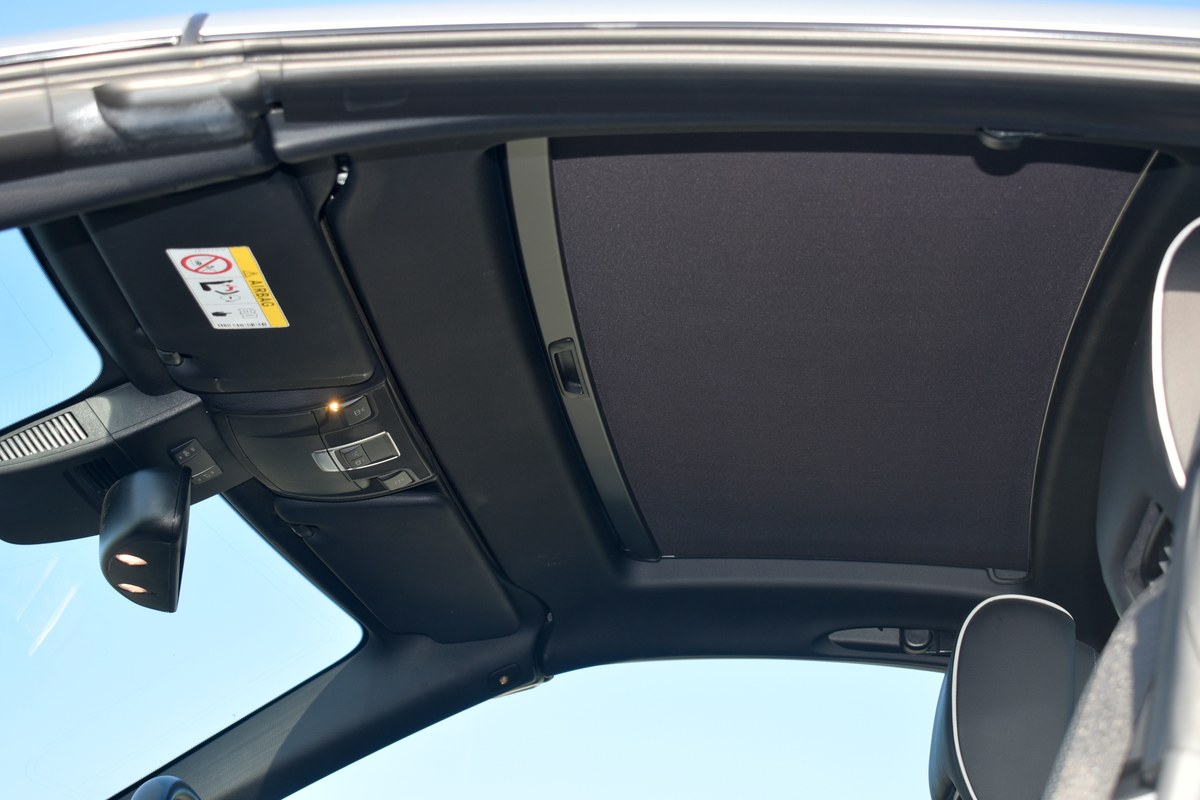 
								2015 Mercedes-Benz R231 SL400 AMG full									