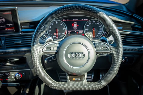 
								2017 Audi C7 RS6 Performance Avant Quattro full									