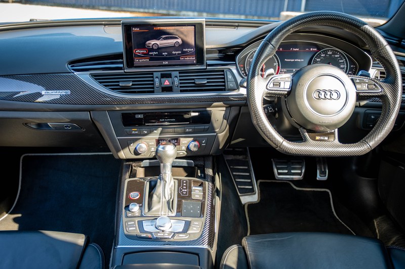 
								2017 Audi C7 RS6 Performance Avant Quattro full									