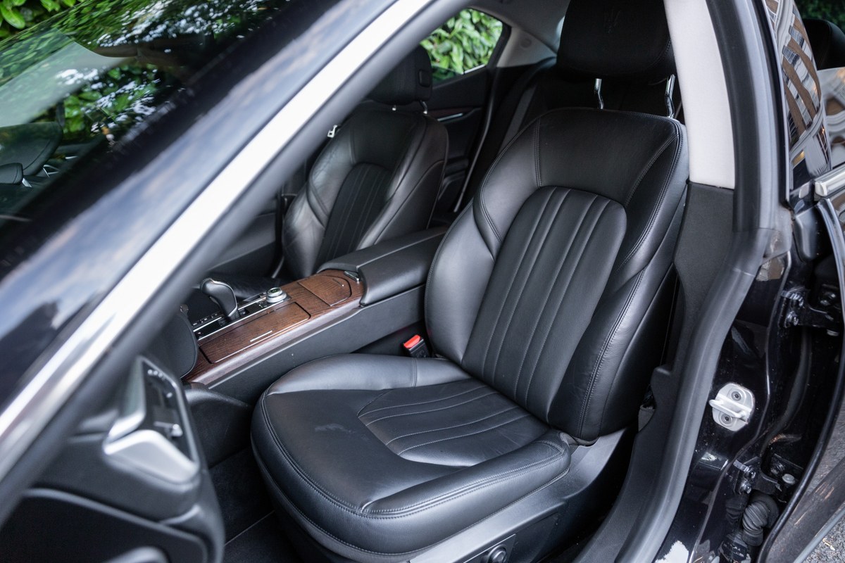 
								2017 Maserati Ghibli V6 Auto full									