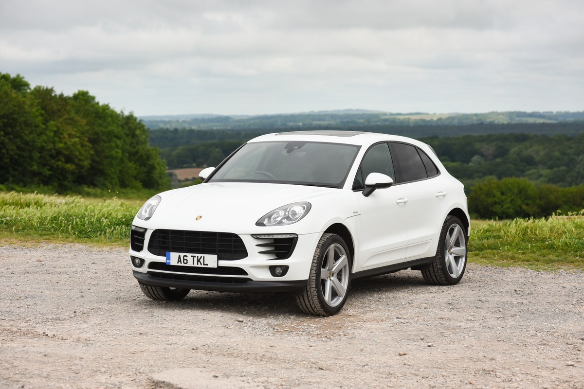2017 Porsche Macan S 3L V6 Sports