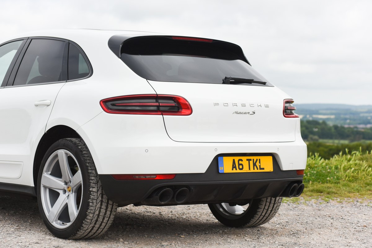 2017 Porsche Macan S 3L V6 Sports