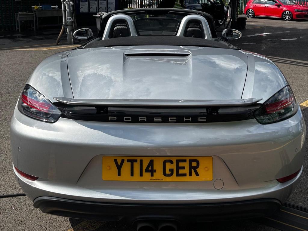 
								2018 Porsche 718 Boxster 2.0T PDK full									