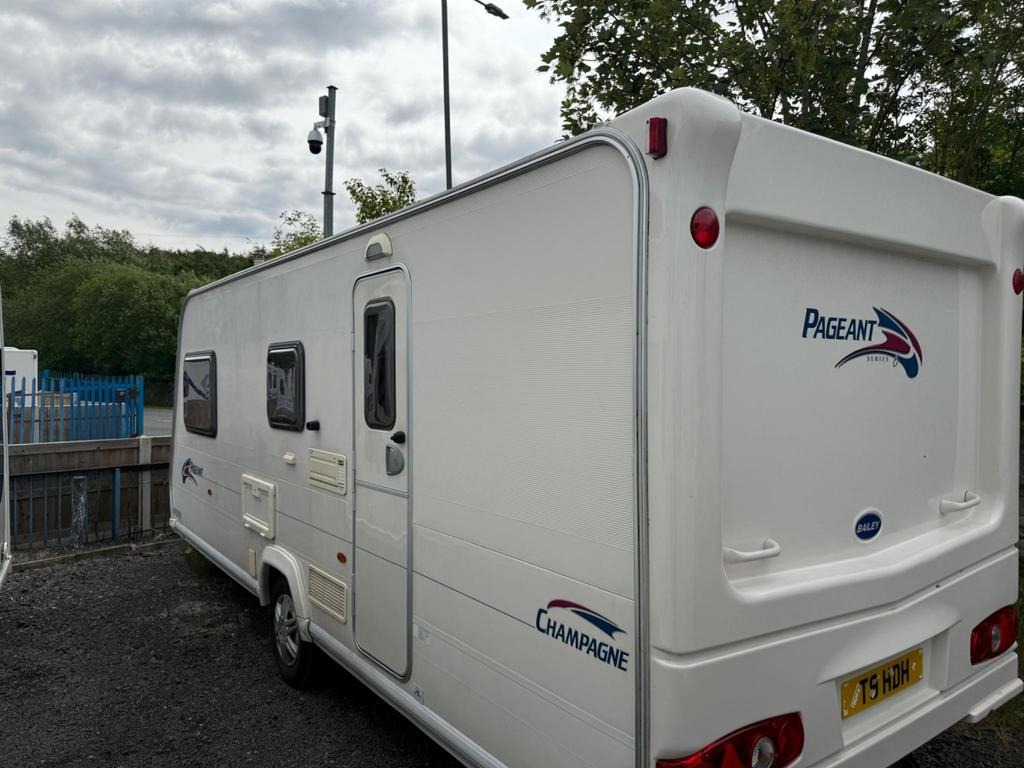 2007 Bailey Pageant Champagne