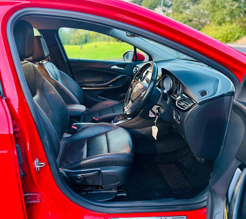 
								2017 Vauxhall Astra 1.4i Turbo Elite Nav Auto full									