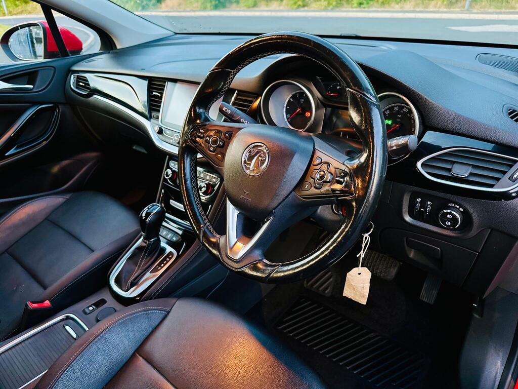 
								2017 Vauxhall Astra 1.4i Turbo Elite Nav Auto full									