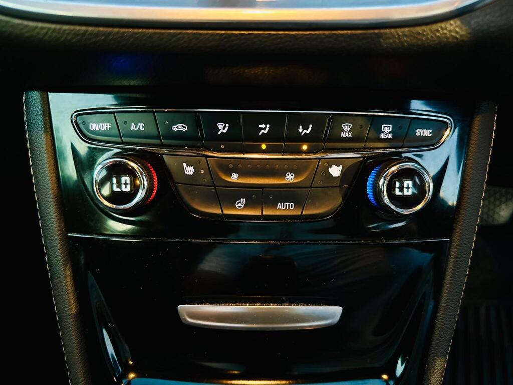 
								2017 Vauxhall Astra 1.4i Turbo Elite Nav Auto full									