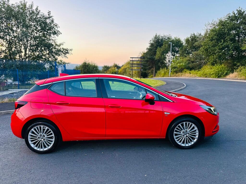 2017 Vauxhall Astra 1.4i Turbo Elite Nav Auto