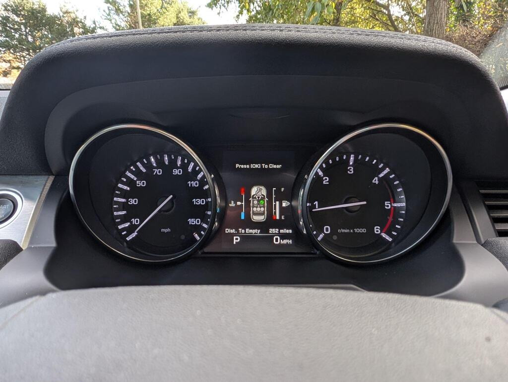 
								2014 Land Rover Range Rover Evoque 2.2 SD4 Pure Tech Auto 4WD full									