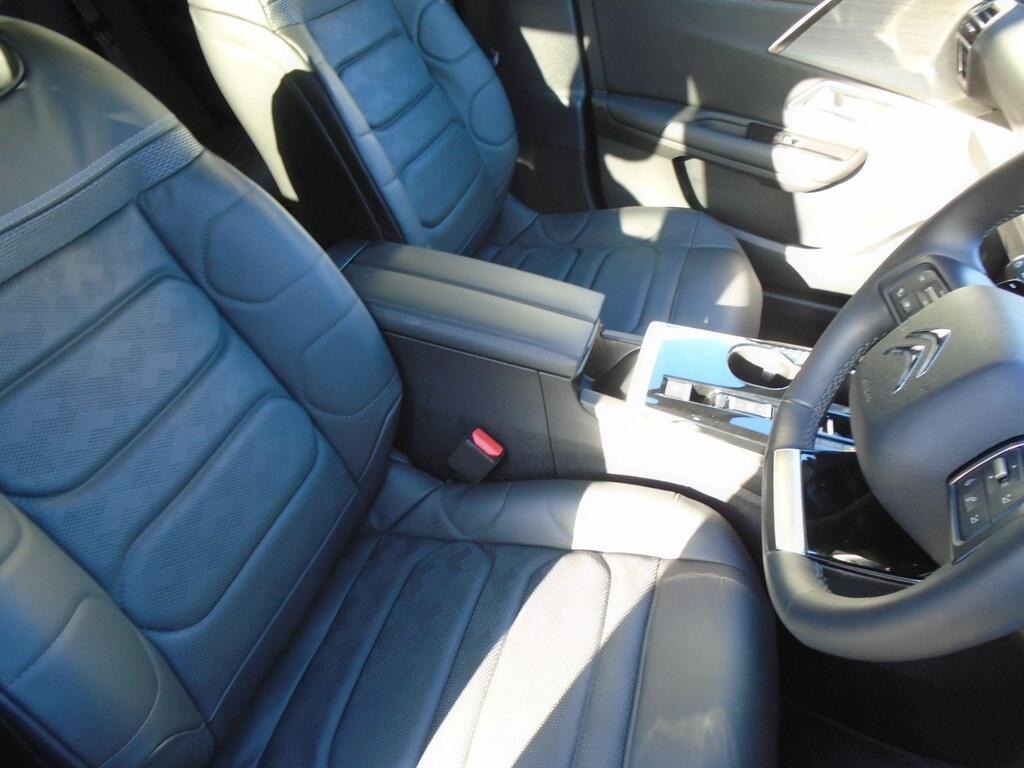 
								2024 Citroen C5 X 1.6 MAX e-EAT8 full									