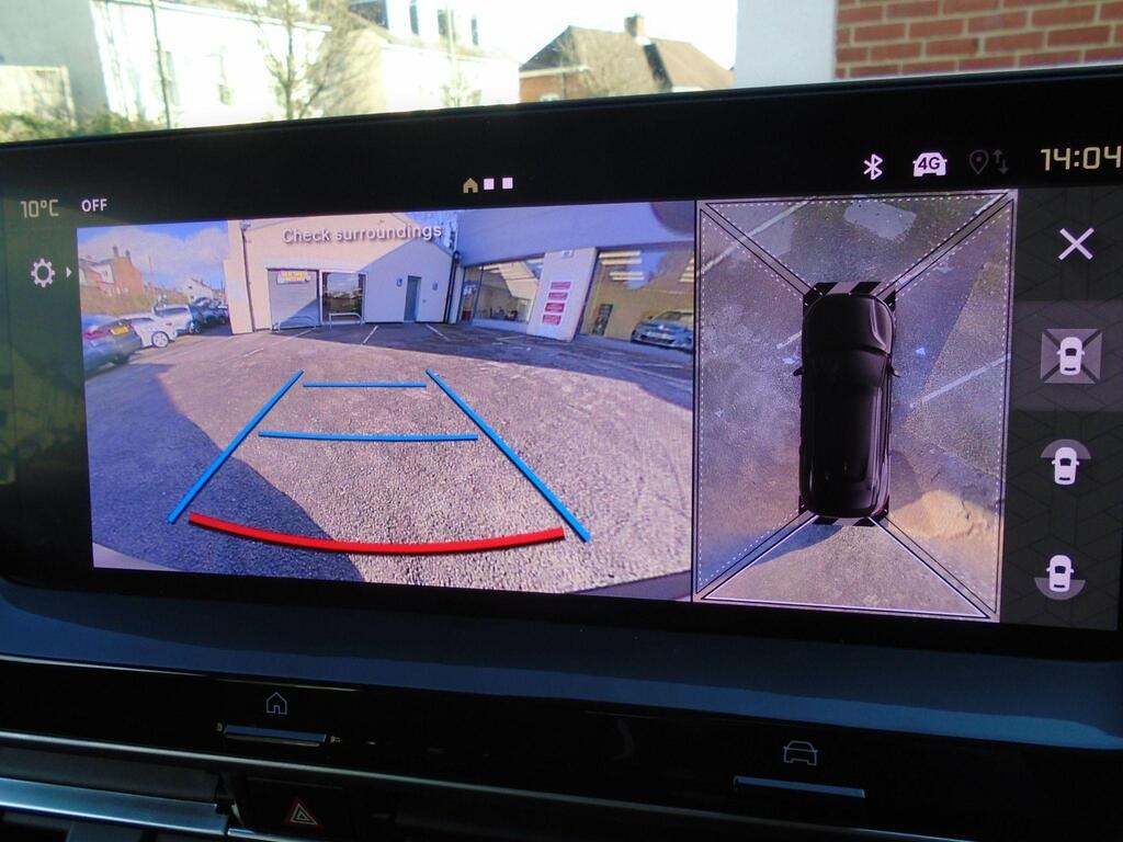 
								2024 Citroen C5 X 1.6 MAX e-EAT8 full									