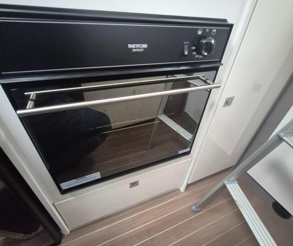 
								2024 Etrusco V 5.9 2-Berth Motorhome full									