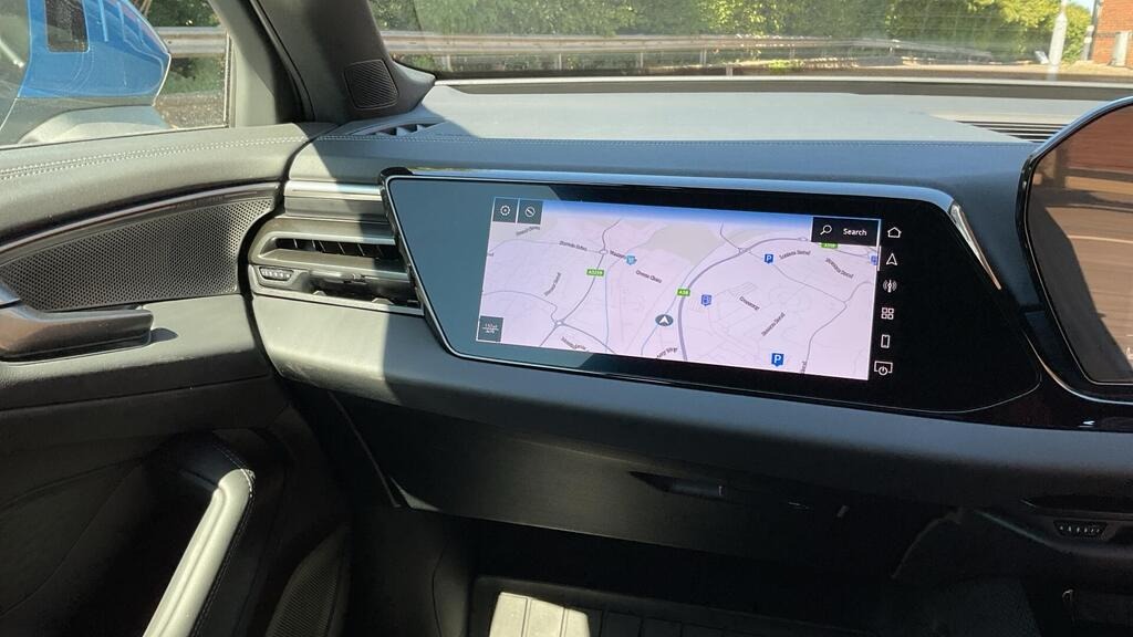 
								2025 Audi A5 Avant 2.0 TDI Launch Edition S Tronic full									