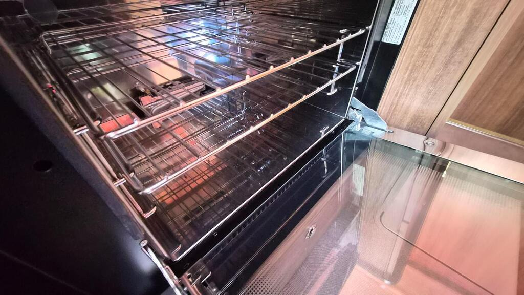 
								2019 Bailey Phoenix + 420 full									