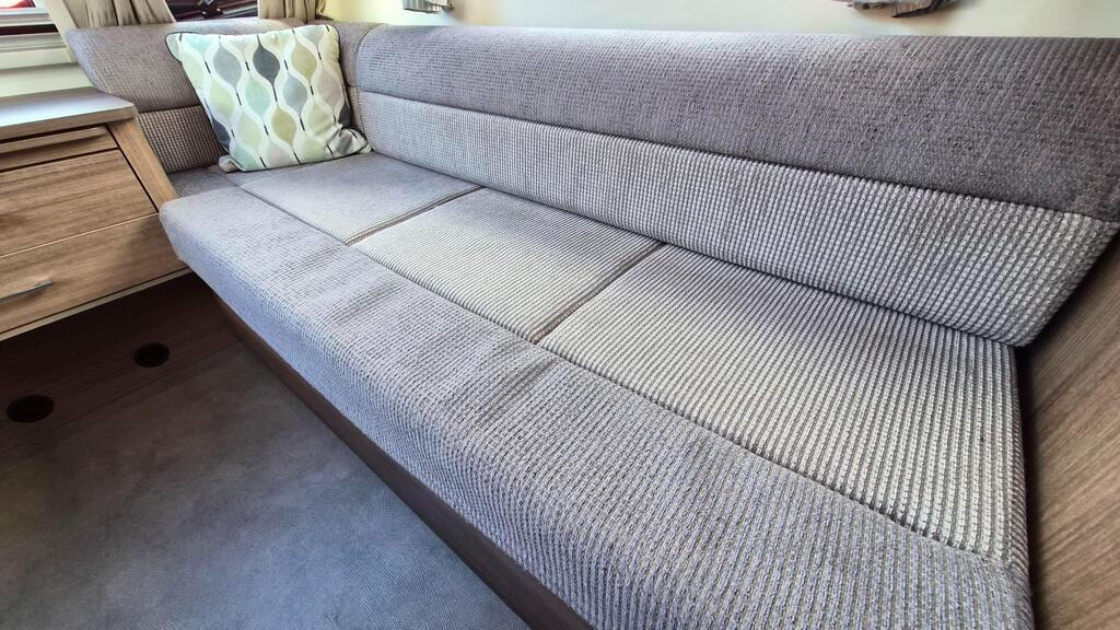 
								2019 Bailey Phoenix + 420 full									