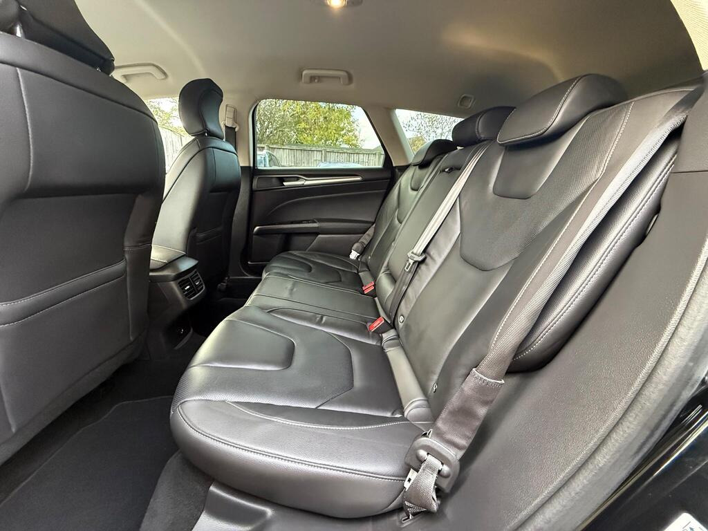 
								2016 Ford Mondeo 1.5T EcoBoost Titanium Auto full									