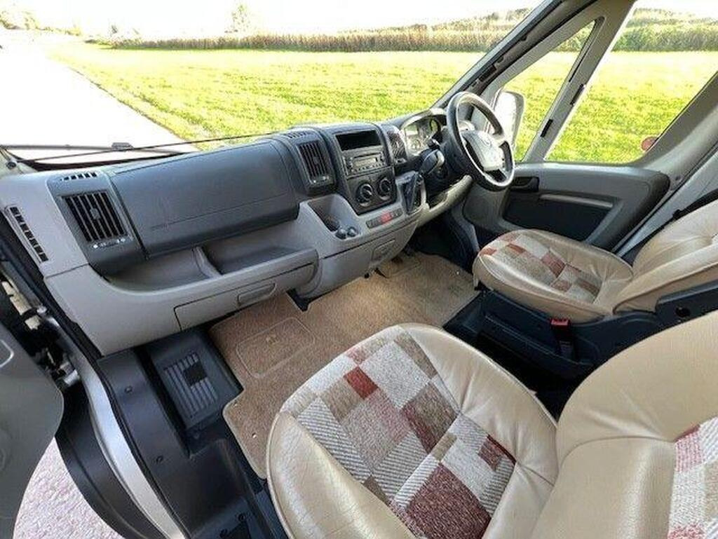 
								2008 IH Motorhomes TioRL 3.0 full									