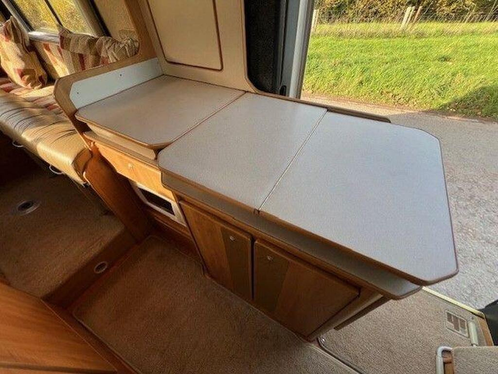 
								2008 IH Motorhomes TioRL 3.0 full									