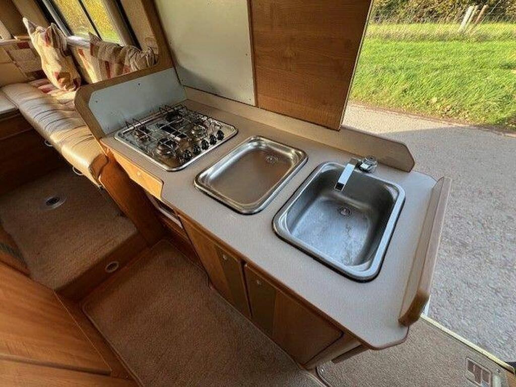 
								2008 IH Motorhomes TioRL 3.0 full									