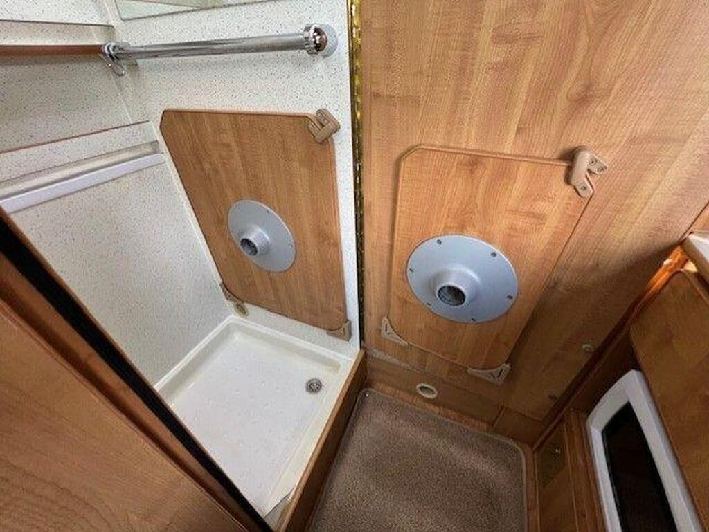 
								2008 IH Motorhomes TioRL 3.0 full									