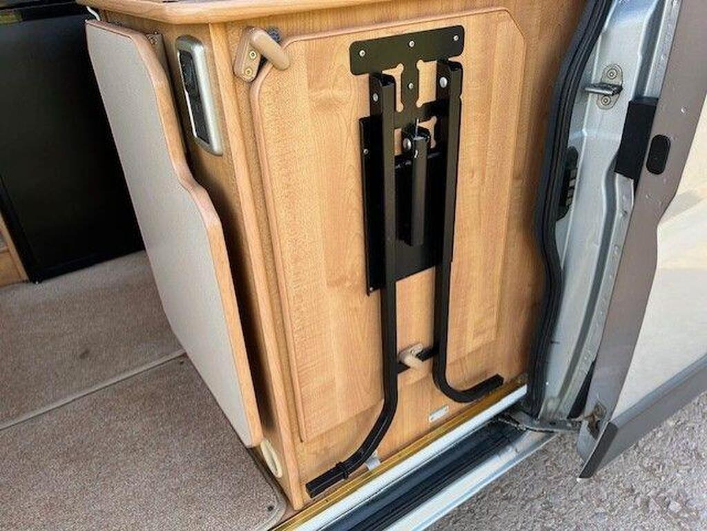 
								2008 IH Motorhomes TioRL 3.0 full									