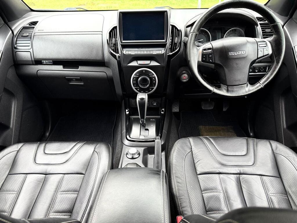 
								2019 Isuzu D-Max 1.9 TD Blade Auto 4WD full									