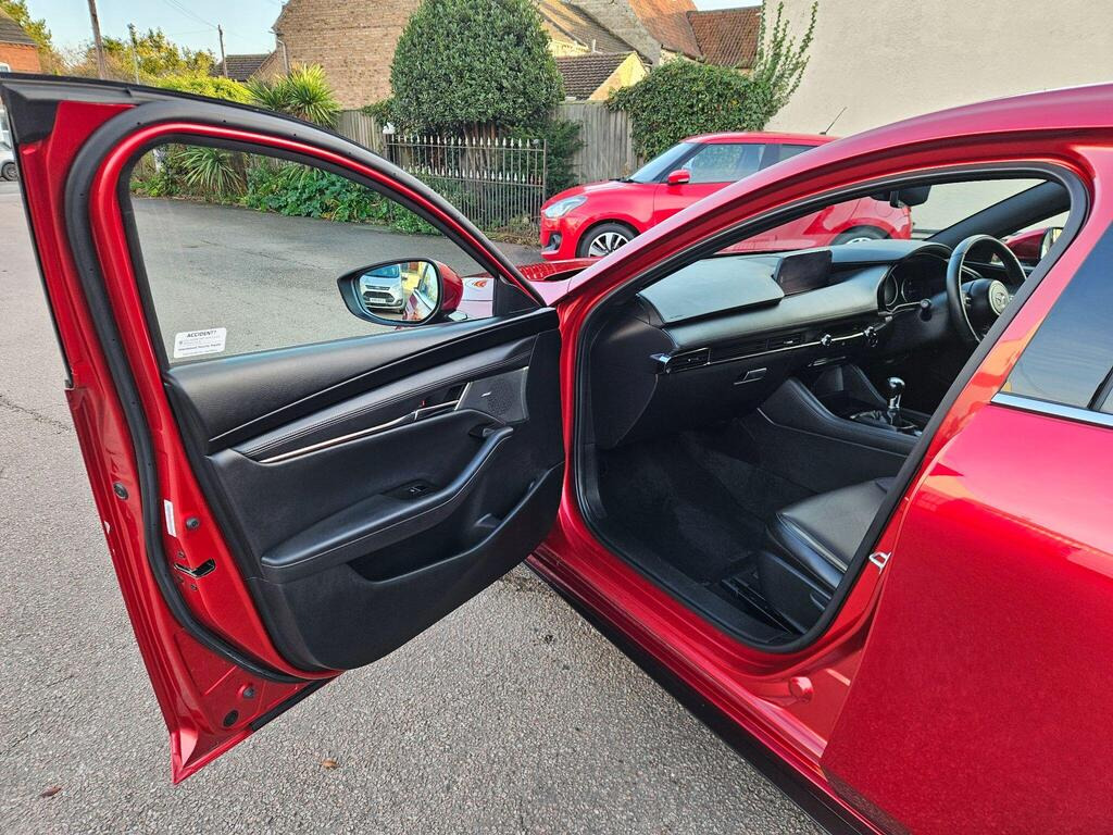 2019 Mazda Mazda3 2.0 SKYACTIV-G MHEV GT Sport Tech