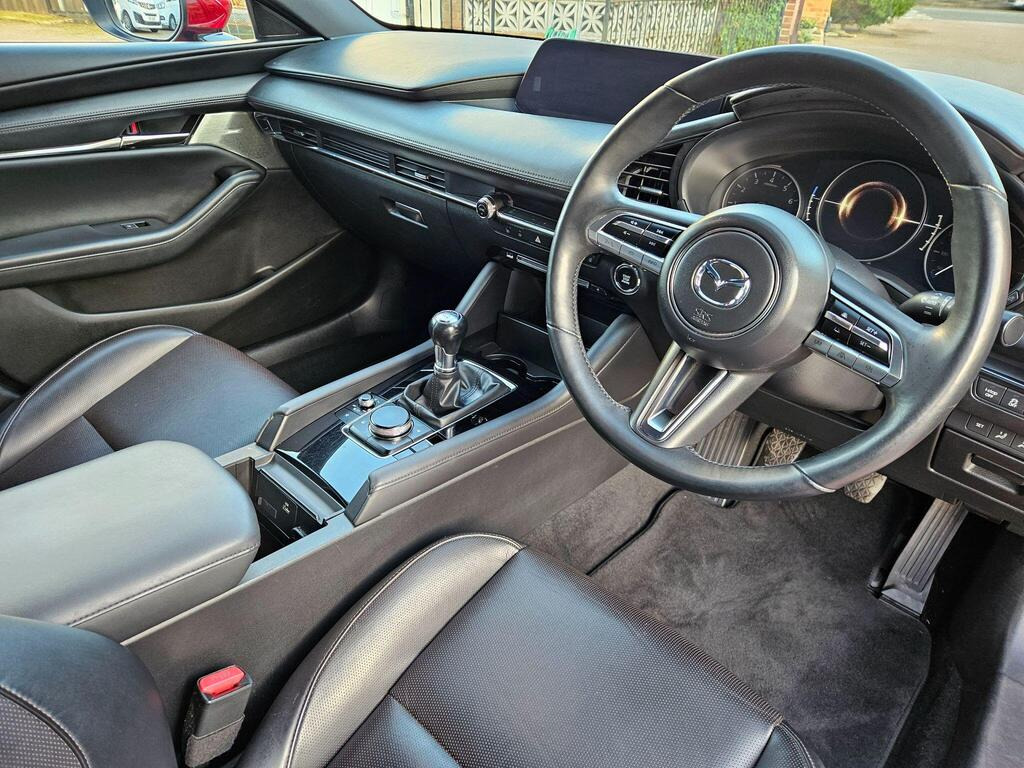 
								2019 Mazda Mazda3 2.0 SKYACTIV-G MHEV GT Sport Tech full									