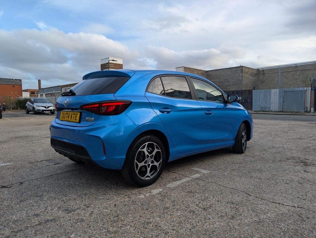 
								2024 MG MG3 1.5 Hybrid+ MHEV Trophy Auto full									