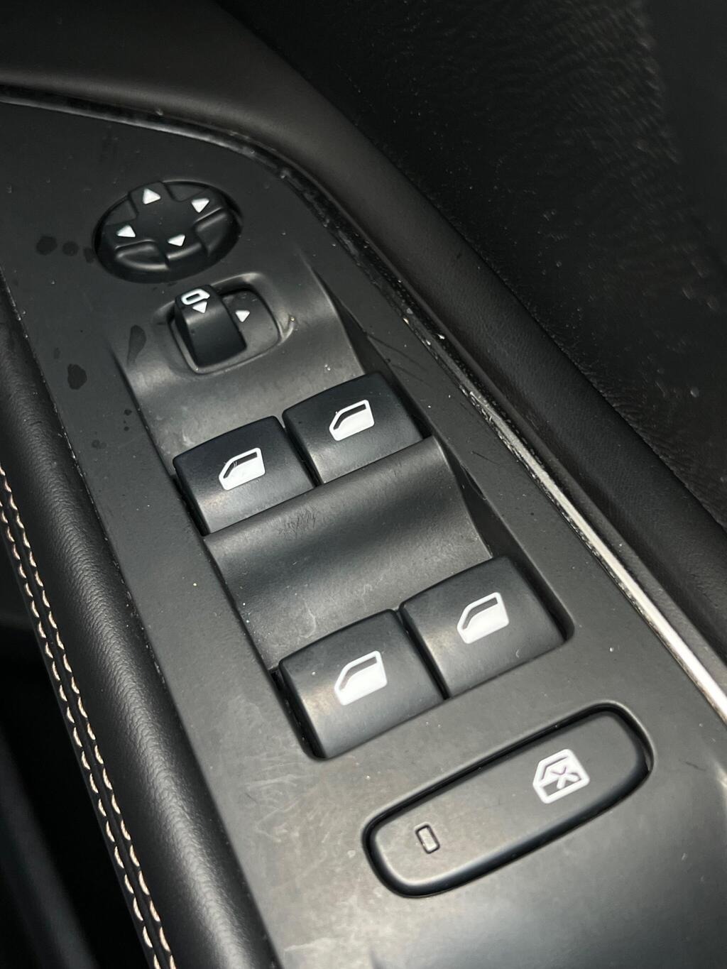 
								2017 Peugeot 5008 1.6 BlueHDi GT Line EAT full									