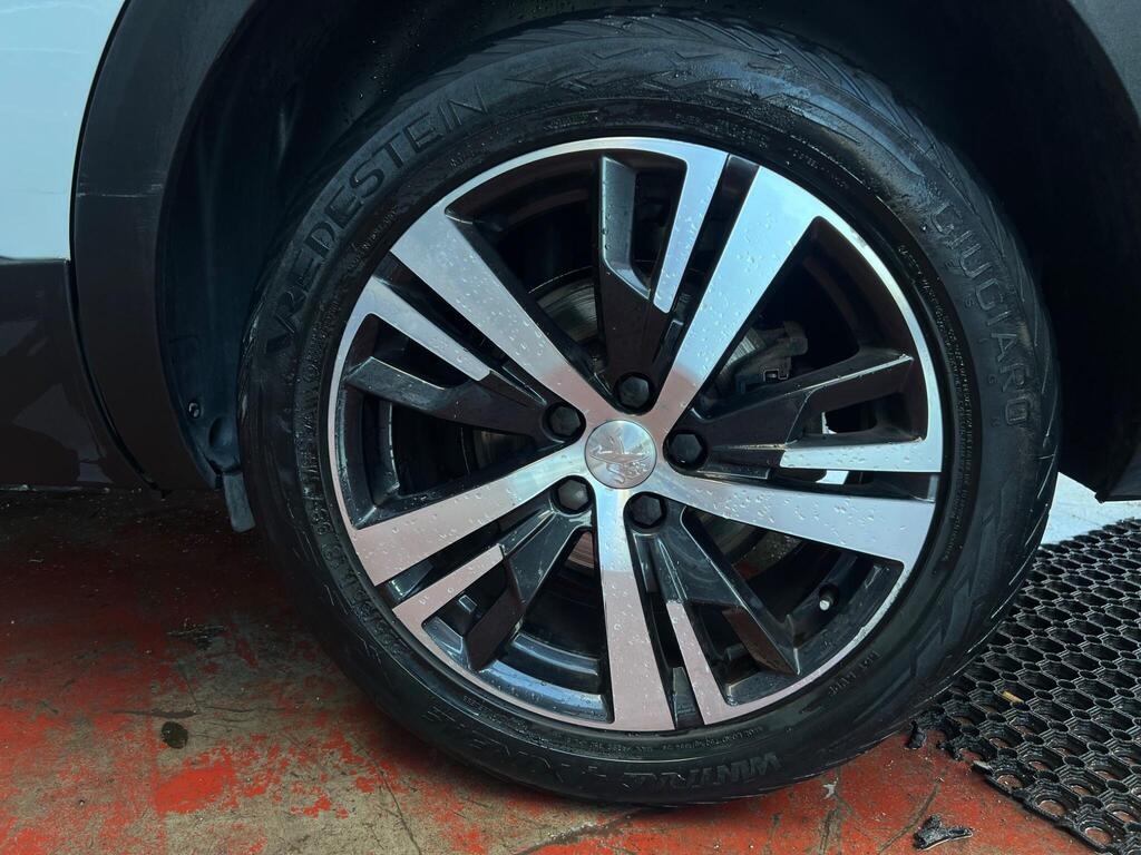 
								2017 Peugeot 5008 1.6 BlueHDi GT Line EAT full									