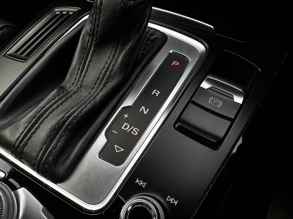 
								2015 Audi A5 2.0 TFSI Black Edition Plus Sportback S Tronic quattro full									