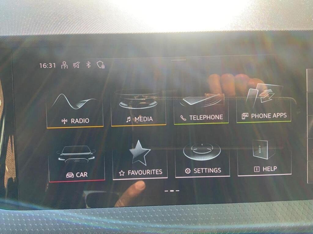 
								2023 Audi A1 1.0 TFSI 25 Sport Sportback S Tronic full									