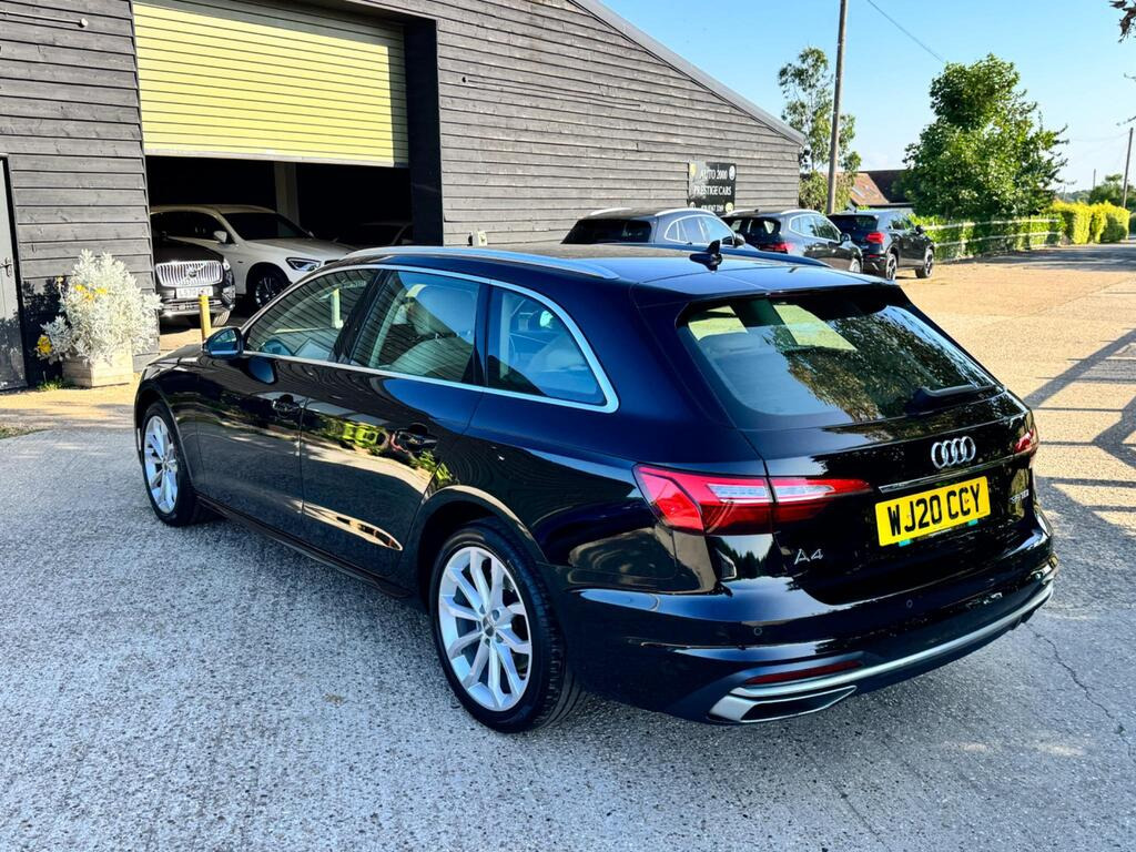 
								2020 Audi A4 Avant 2.0 TDI 35 Sport S Tronic full									