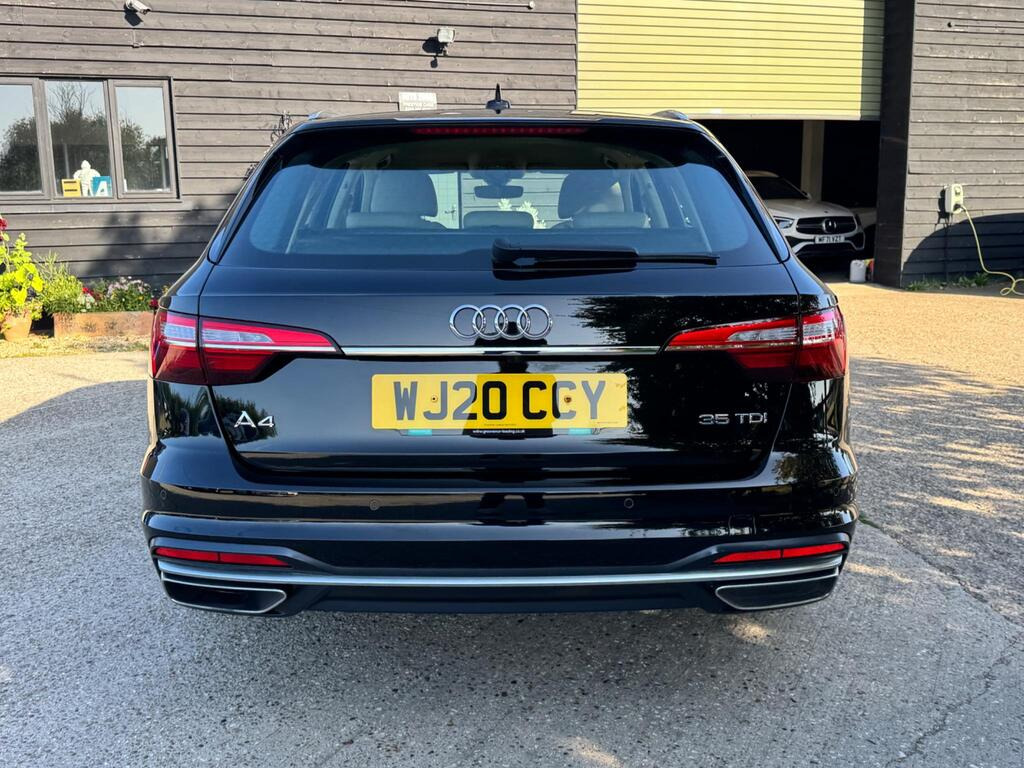 
								2020 Audi A4 Avant 2.0 TDI 35 Sport S Tronic full									
