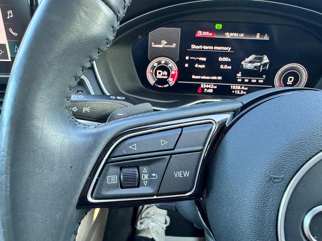 
								2020 Audi A4 Avant 2.0 TDI 35 Sport S Tronic full									