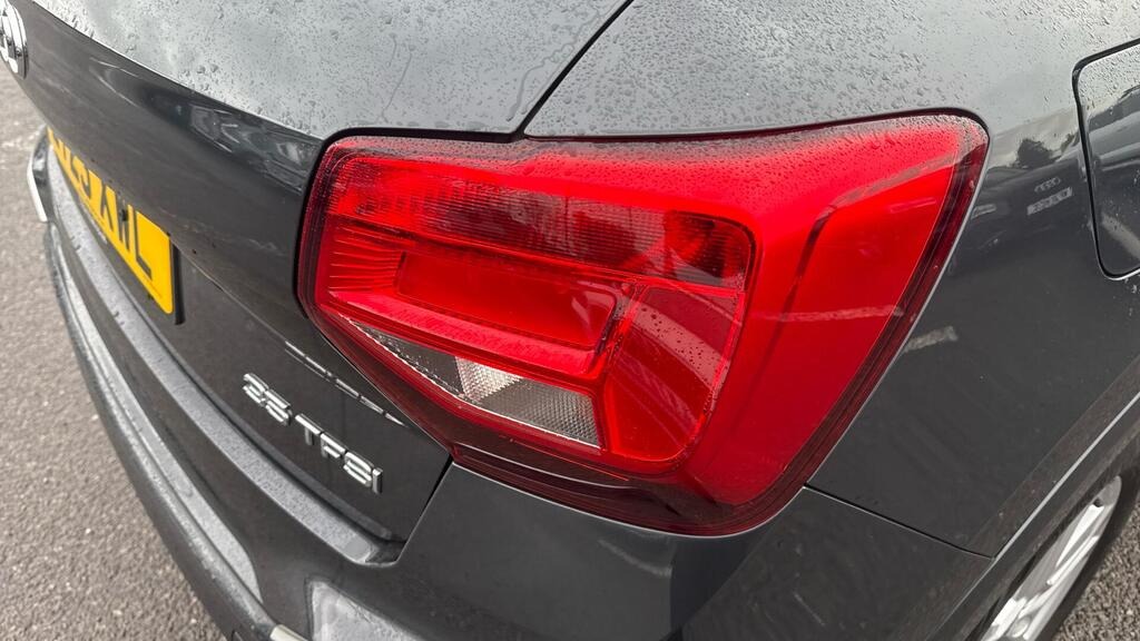 
								2023 Audi Q2 1.5 TFSI CoD 35 Sport S Tronic full									