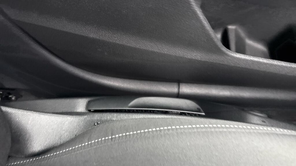 
								2023 Audi Q2 1.5 TFSI CoD 35 Sport S Tronic full									