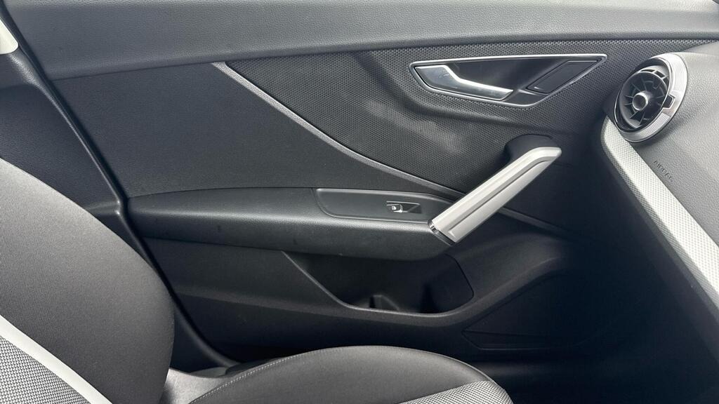 
								2023 Audi Q2 1.5 TFSI CoD 35 Sport S Tronic full									