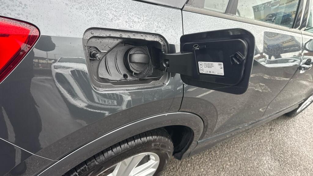 
								2023 Audi Q2 1.5 TFSI CoD 35 Sport S Tronic full									